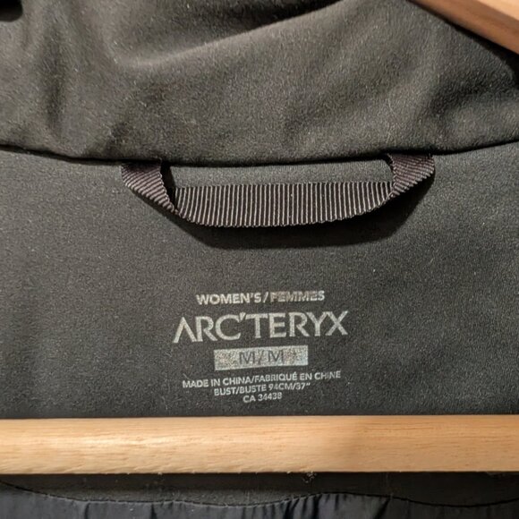 Arc'teryx Sylva Women's Parka Windstopper Insulated Jacket Blue Size M - Picture 3 of 8